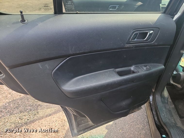 image for item LQ9121 2016 Ford Explorer Police Interceptor  SUV