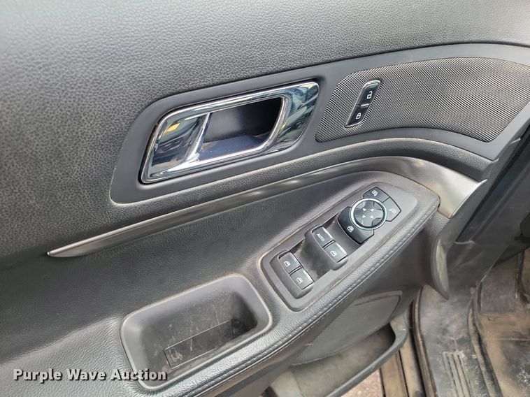 image for item LQ9122 2013 Ford Explorer Police Interceptor  SUV