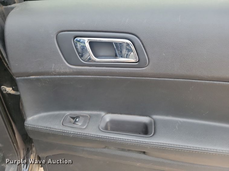 image for item LQ9122 2013 Ford Explorer Police Interceptor  SUV