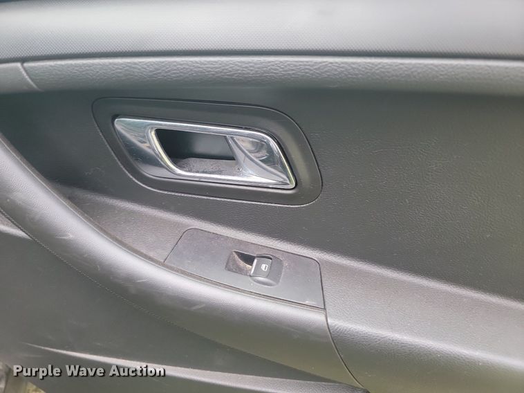 image for item LQ9123 2017 Ford Taurus Police Interceptor