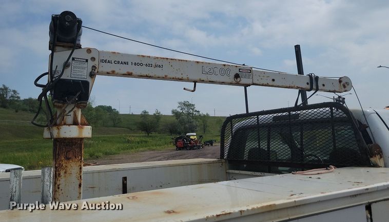 image for item LQ9125 2003 Ford F350 Super Duty  utility bed pickup truck