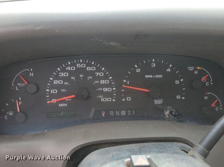 image for item LQ9125 2003 Ford F350 Super Duty  utility bed pickup truck