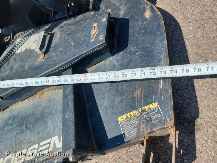 image for item LQ9128 2006 Jacobsen Turfcat 628D  lawn mower