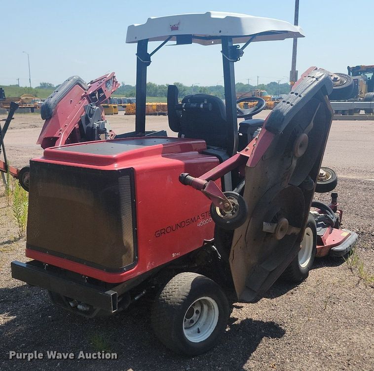 image for item LQ9130 Toro Groundsmaster 4000D  lawn mower