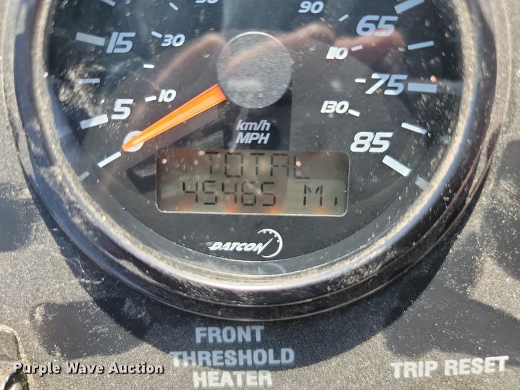 image for item LQ9131 2009 Gillig  shuttle bus