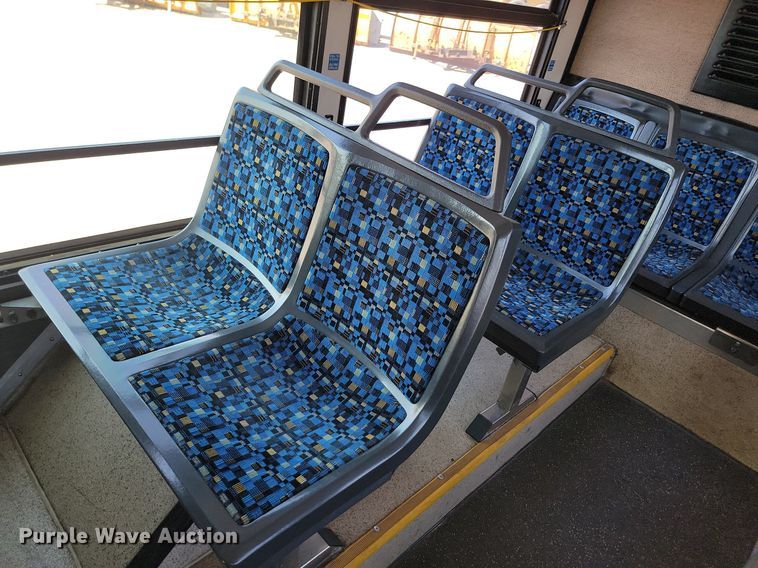 image for item LQ9131 2009 Gillig  shuttle bus