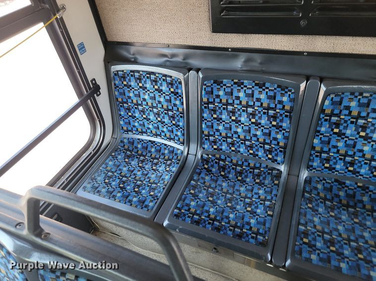 image for item LQ9131 2009 Gillig  shuttle bus