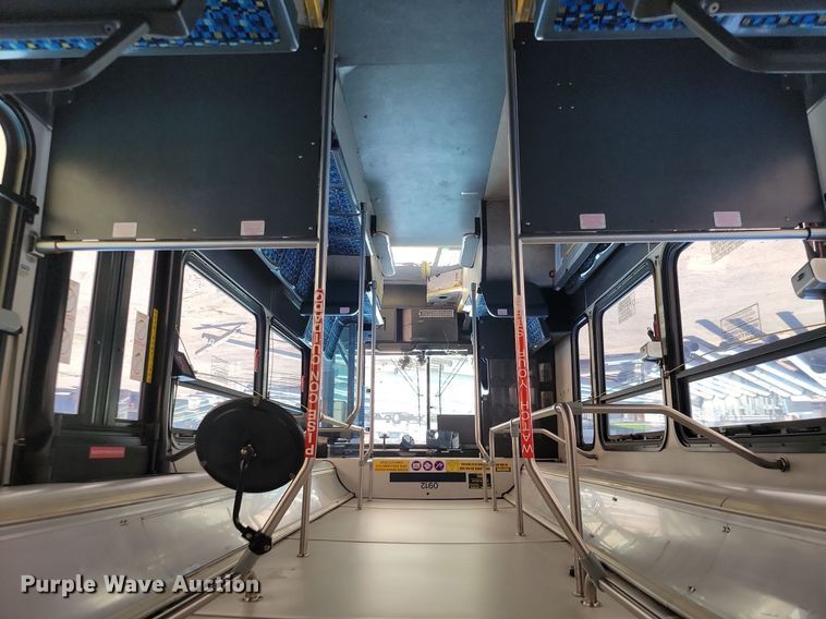 image for item LQ9131 2009 Gillig  shuttle bus