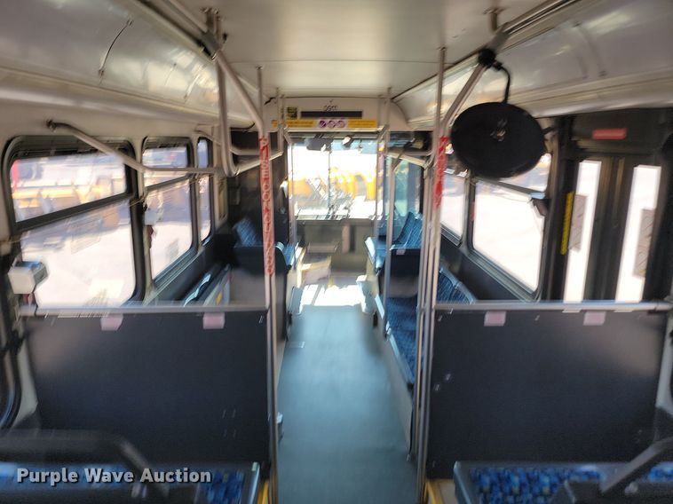 image for item LQ9133 2009 Gillig  shuttle bus