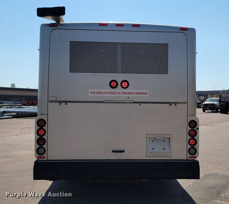 image for item LQ9134 2009 Gillig  shuttle bus