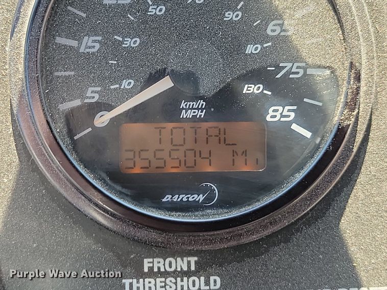 image for item LQ9134 2009 Gillig  shuttle bus