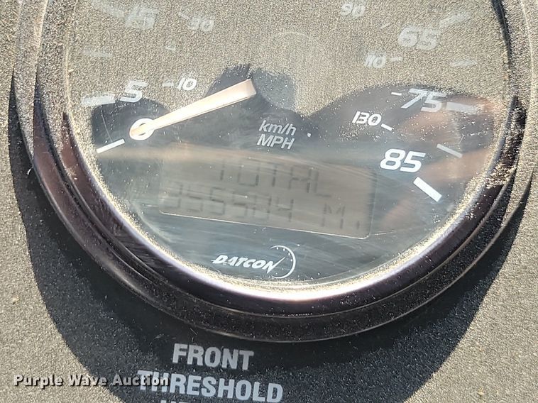 image for item LQ9134 2009 Gillig  shuttle bus