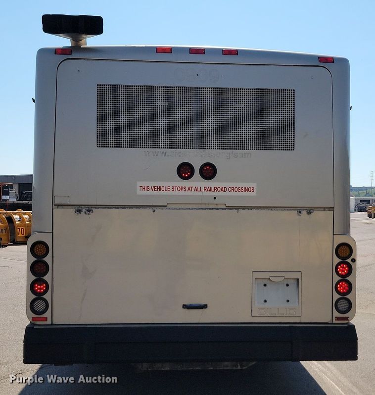 image for item LQ9135 2009 Gillig  shuttle bus