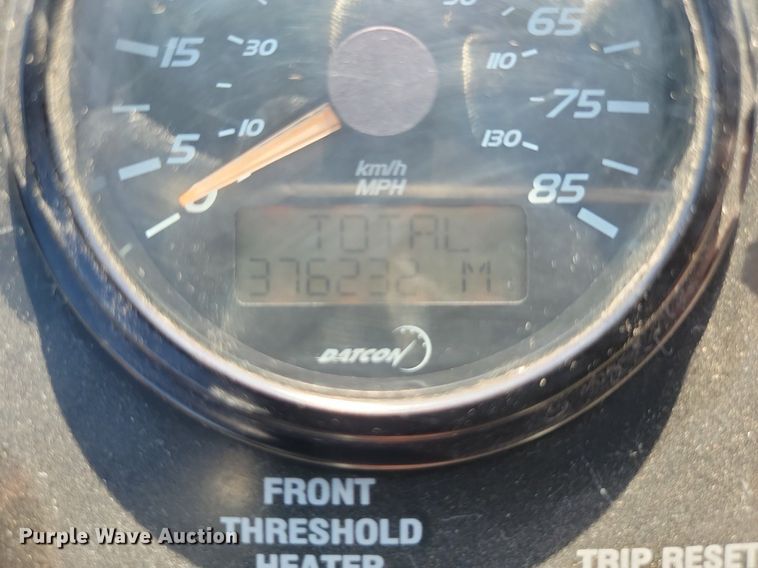 image for item LQ9135 2009 Gillig  shuttle bus