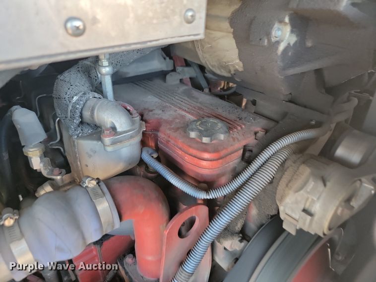 image for item LQ9136 2009 Gillig  shuttle bus