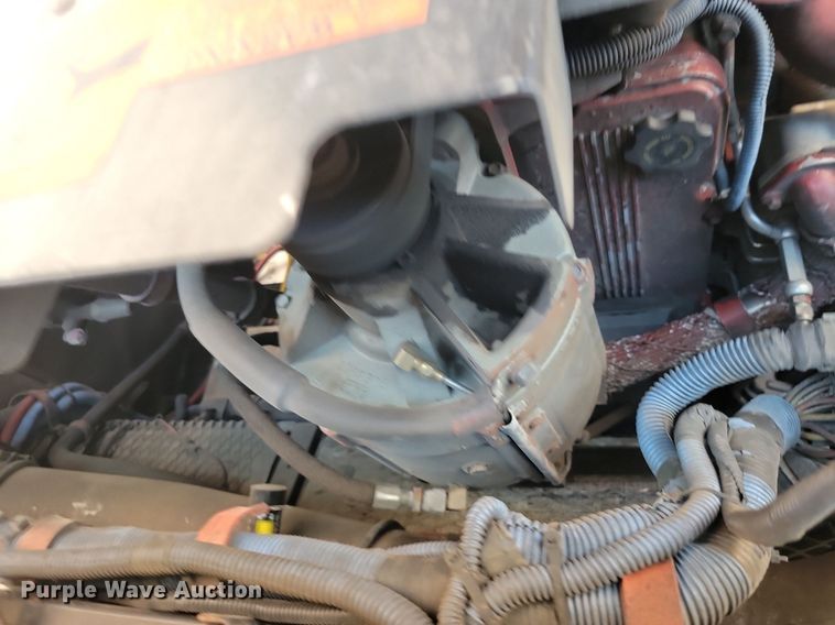 image for item LQ9137 2009 Gillig  shuttle bus