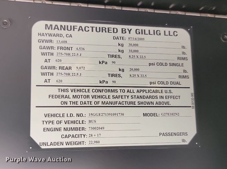 image for item LQ9137 2009 Gillig  shuttle bus