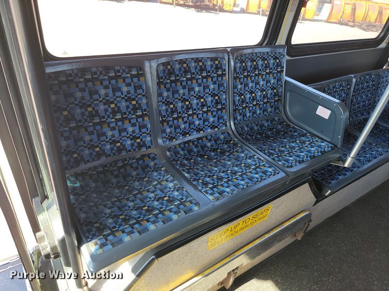 image for item LQ9138 2009 Gillig  shuttle bus