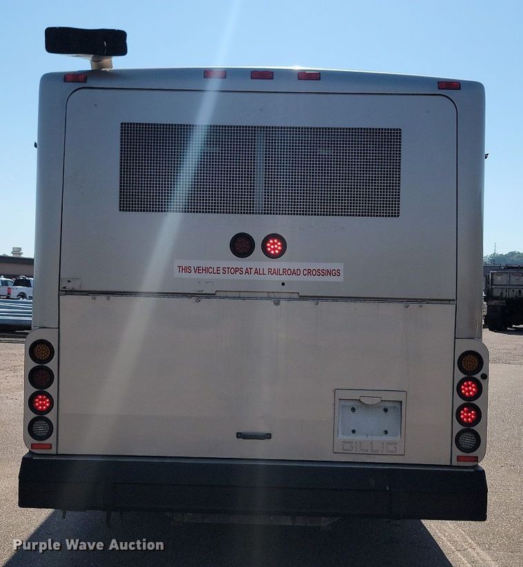 image for item LQ9139 2009 Gillig  shuttle bus