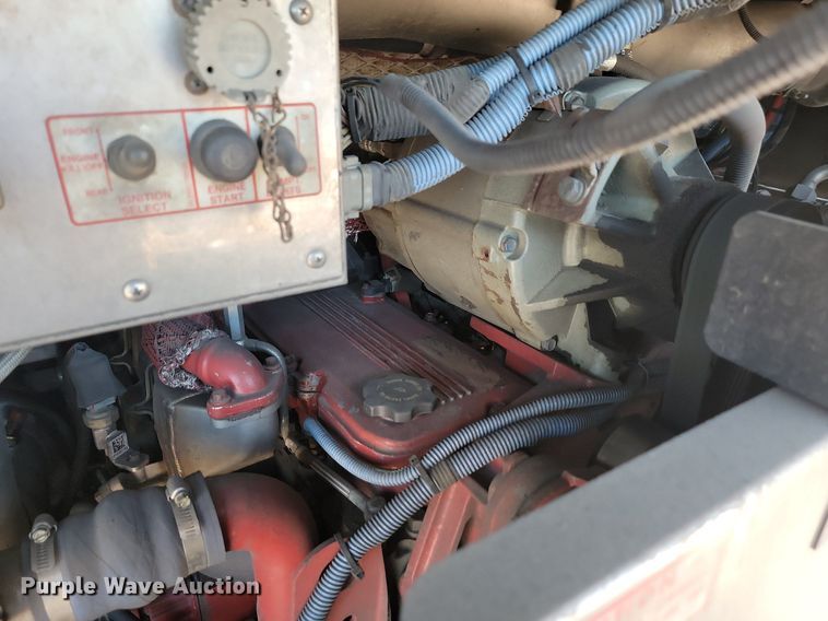 image for item LQ9139 2009 Gillig  shuttle bus