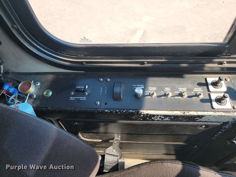 image for item LQ9140 2009 Gillig  shuttle bus