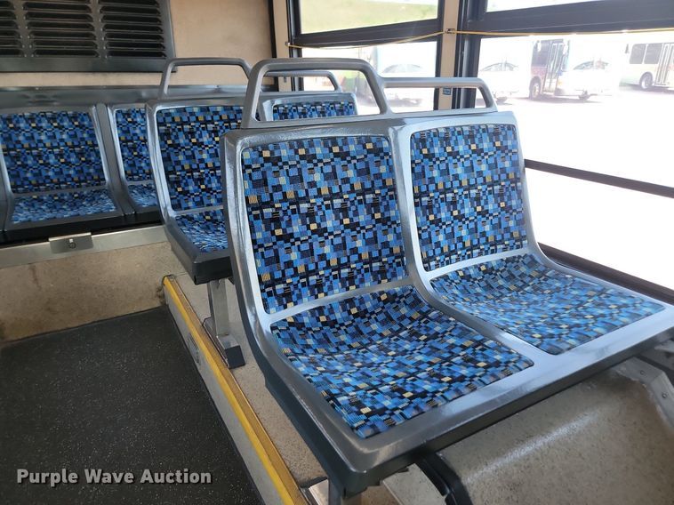 image for item LQ9140 2009 Gillig  shuttle bus