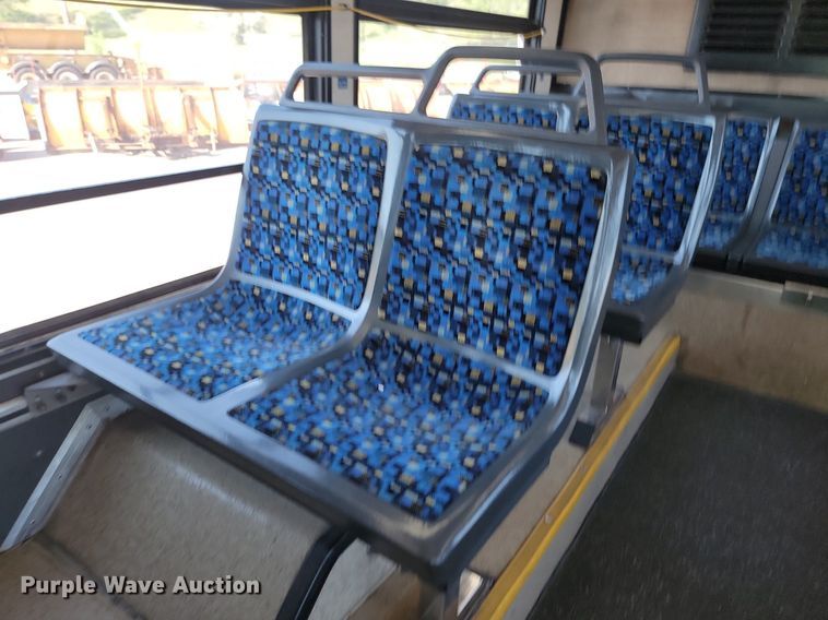 image for item LQ9140 2009 Gillig  shuttle bus