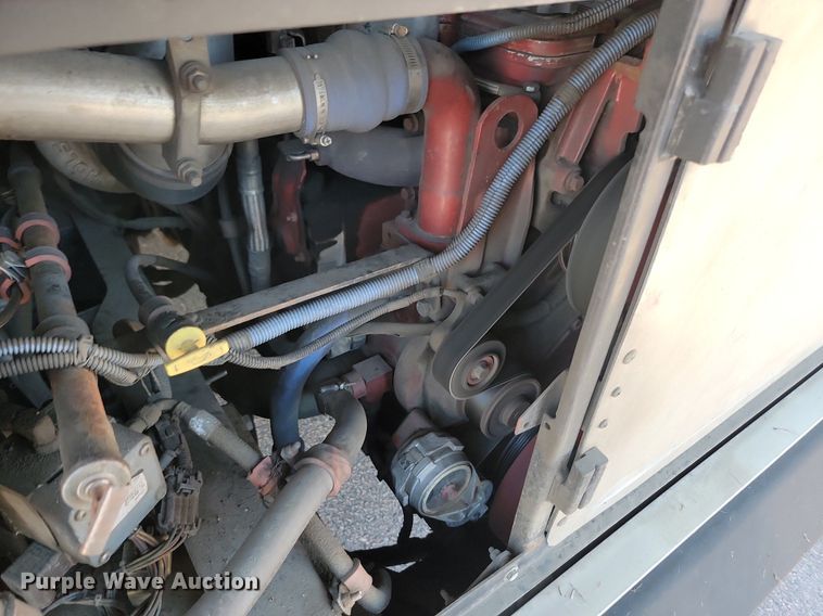 image for item LQ9140 2009 Gillig  shuttle bus