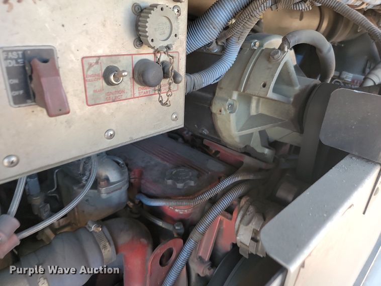 image for item LQ9140 2009 Gillig  shuttle bus