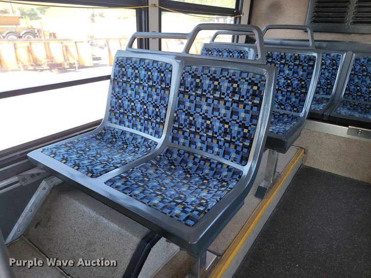 image for item LQ9141 2009 Gillig  shuttle bus