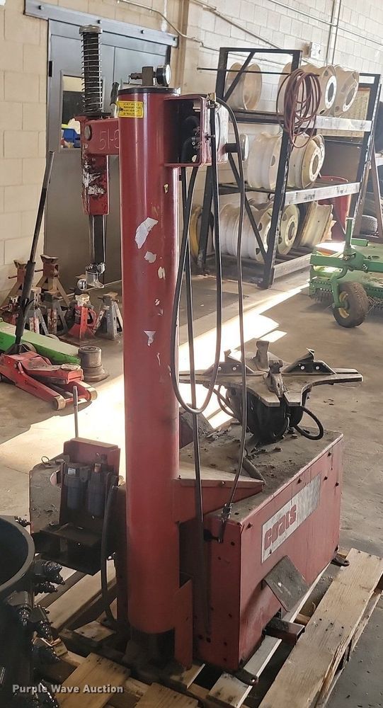 image for item LQ9142 Coats 5065E  rim clamp tire machine