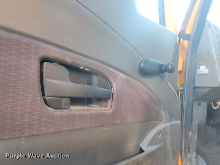 image for item LQ9145 2013 International WorkStar 7500  dump truck