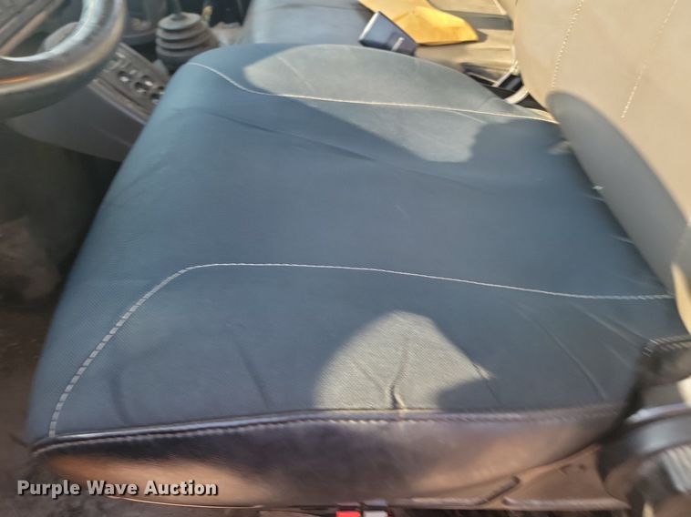 image for item LQ9145 2013 International WorkStar 7500  dump truck