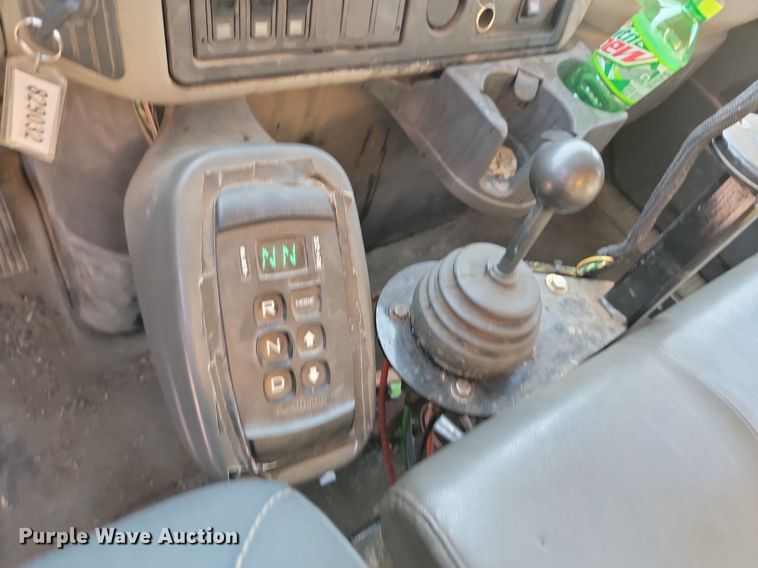 image for item LQ9145 2013 International WorkStar 7500  dump truck