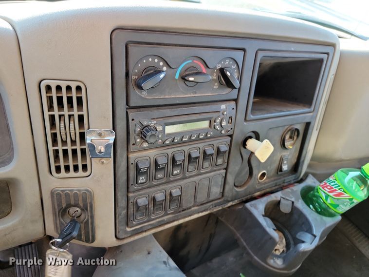 image for item LQ9145 2013 International WorkStar 7500  dump truck