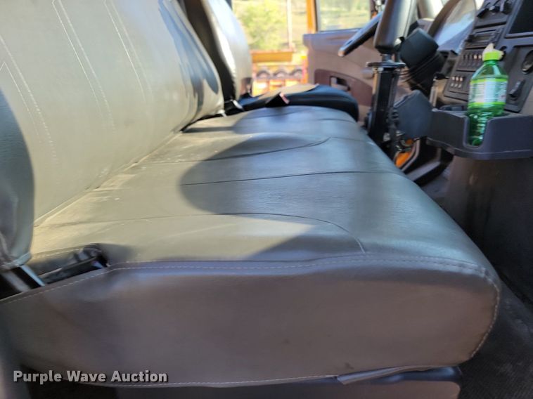 image for item LQ9145 2013 International WorkStar 7500  dump truck