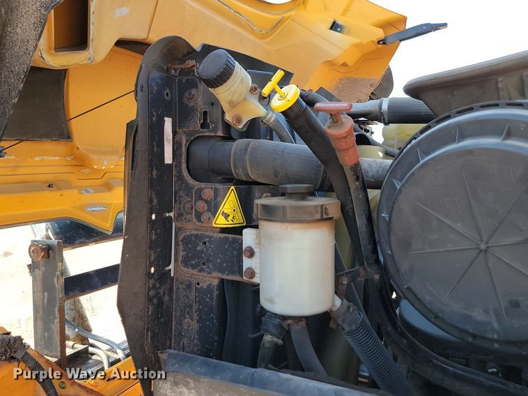 image for item LQ9145 2013 International WorkStar 7500  dump truck