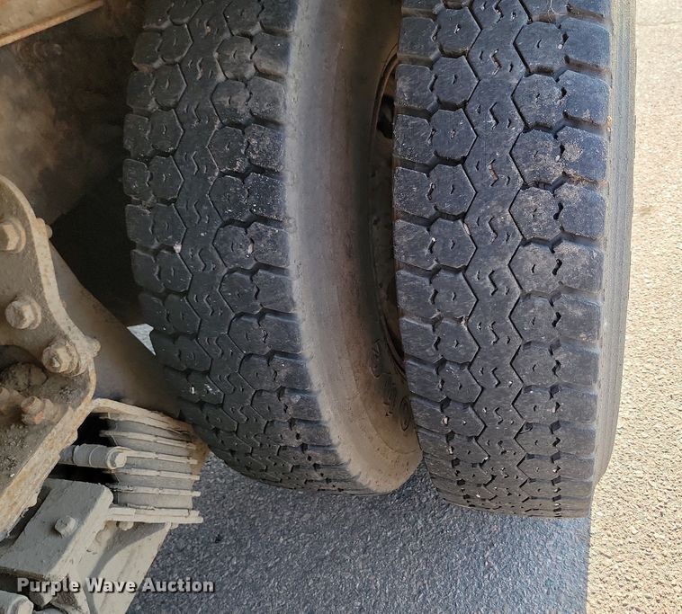 image for item LQ9145 2013 International WorkStar 7500  dump truck