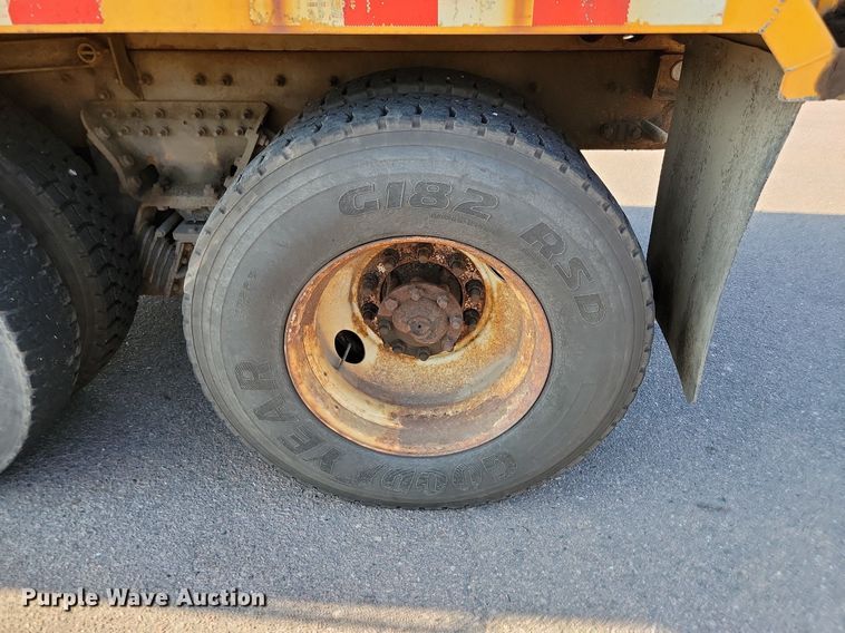 image for item LQ9145 2013 International WorkStar 7500  dump truck