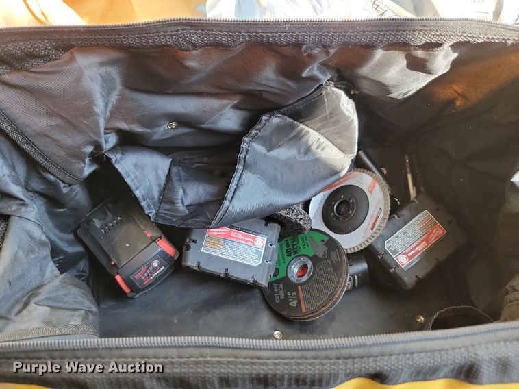 image for item LQ9146 Tools