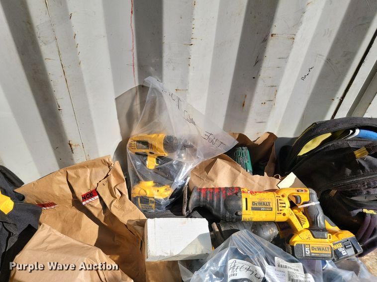 image for item LQ9146 Tools