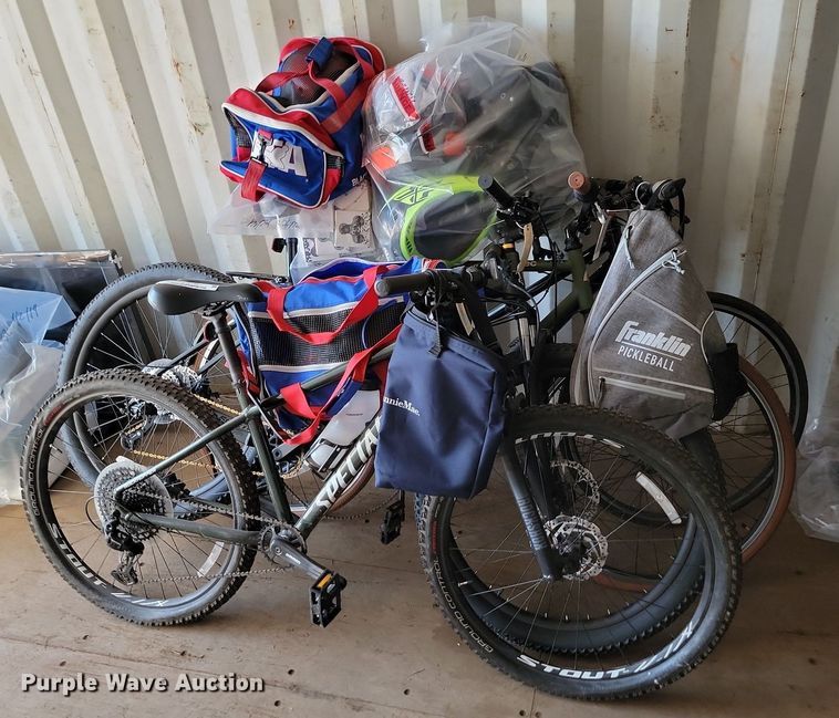 image for item LQ9148 Sporting goods