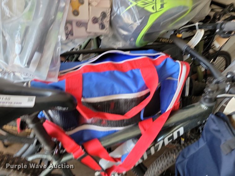 image for item LQ9148 Sporting goods