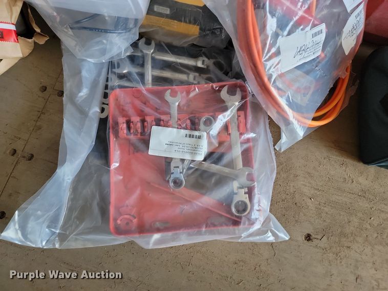 image for item LQ9149 Tools