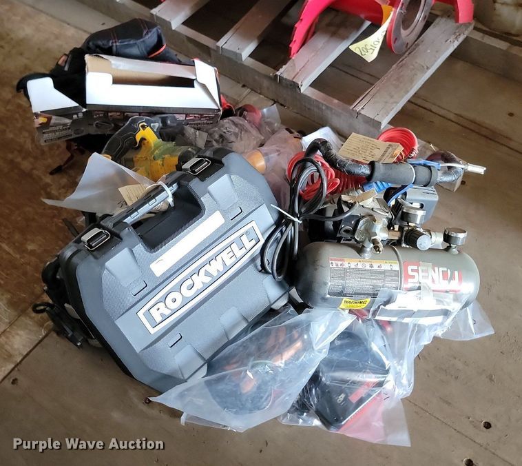 image for item LQ9153 Tools