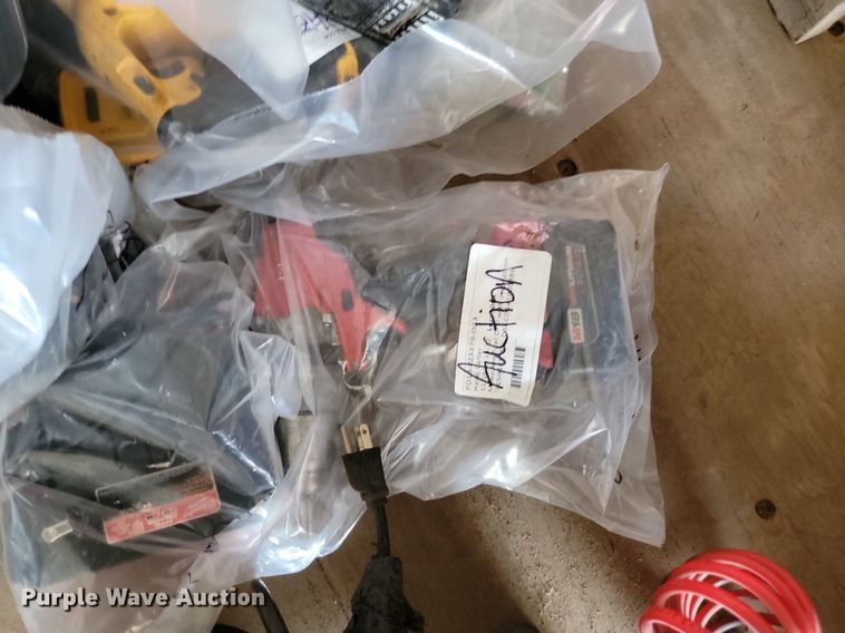 image for item LQ9153 Tools