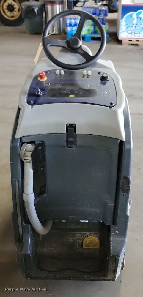 image for item LQ9158 Advance SC1500REV Ecoflex  floor scrubber