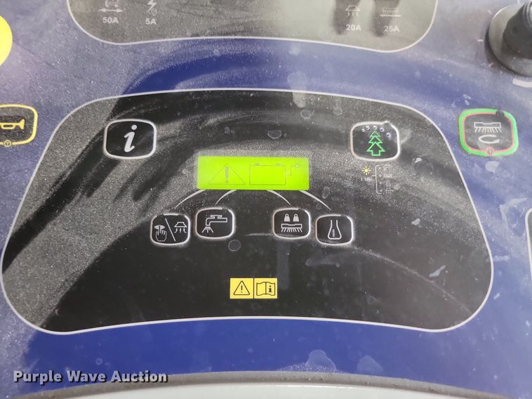 image for item LQ9158 Advance SC1500REV Ecoflex  floor scrubber