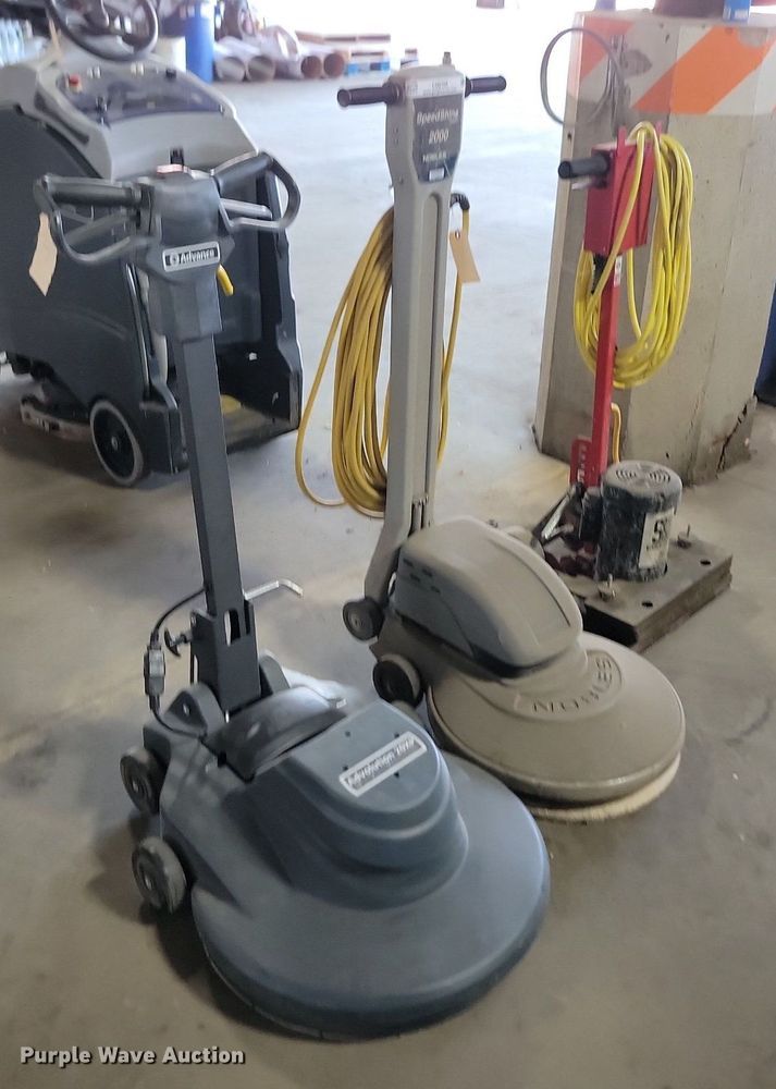 image for item LQ9166 Floor cleaning equipment