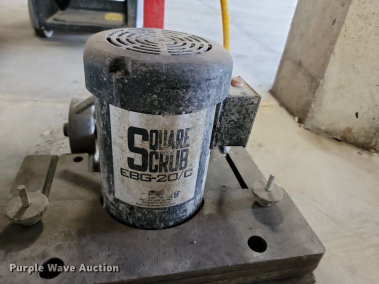 image for item LQ9166 Floor cleaning equipment